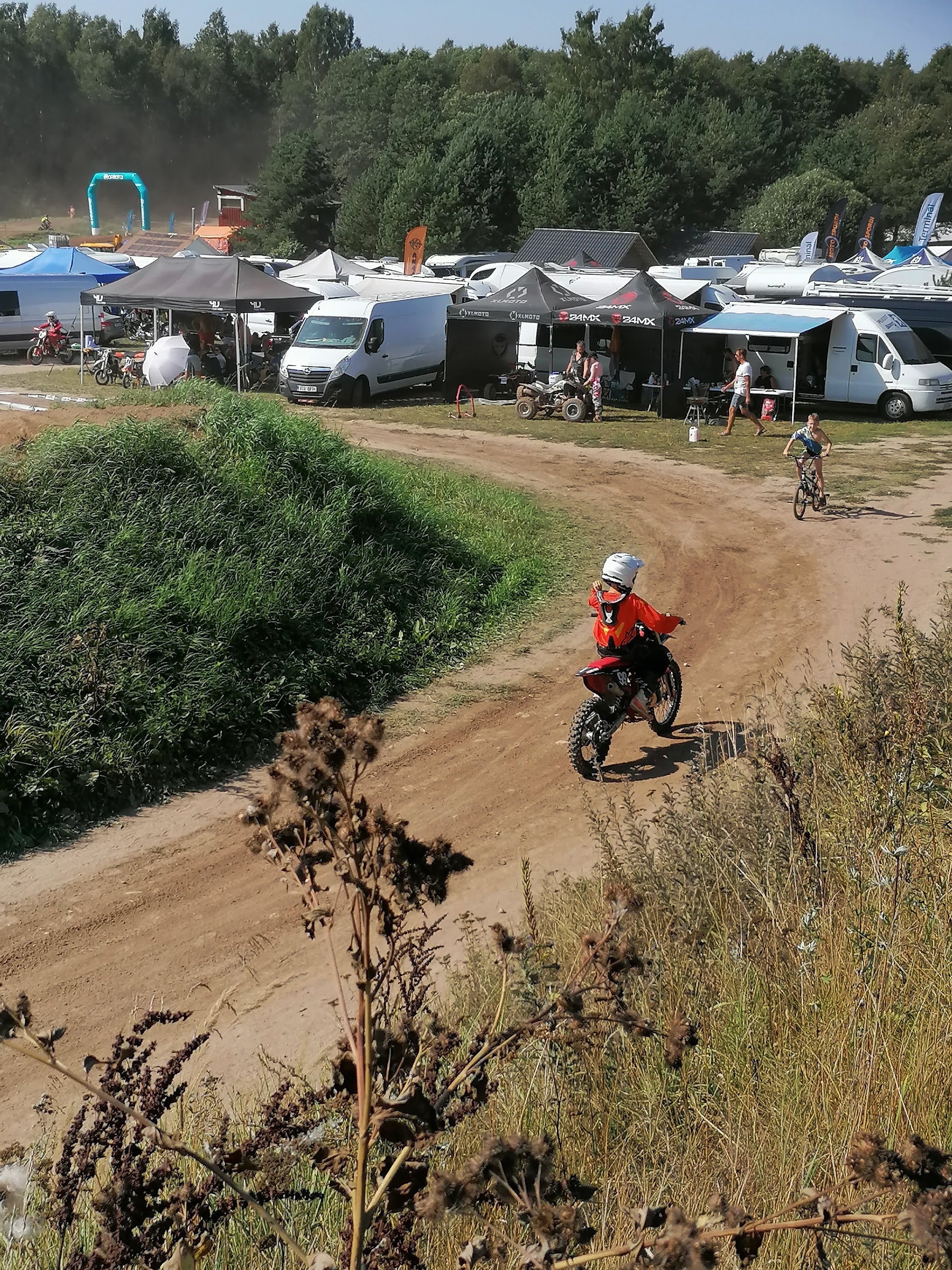 Äksi Motorantso / Äksi Moto Club